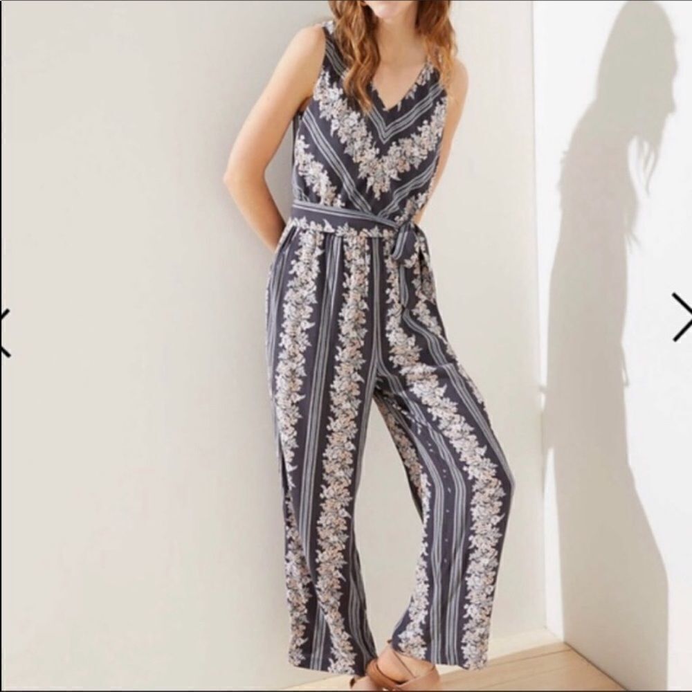 LOFT Size Small Gray Striped Floral V Neck Tie Waist Wide Leg Jumpsuit
